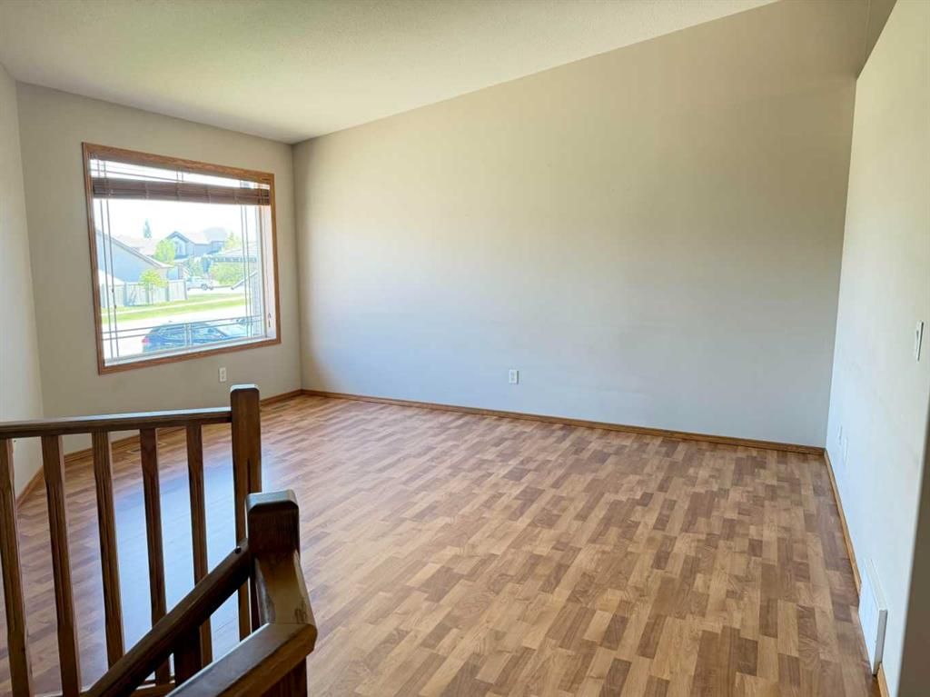 144 Pinnacle Avenue  - Photo 5