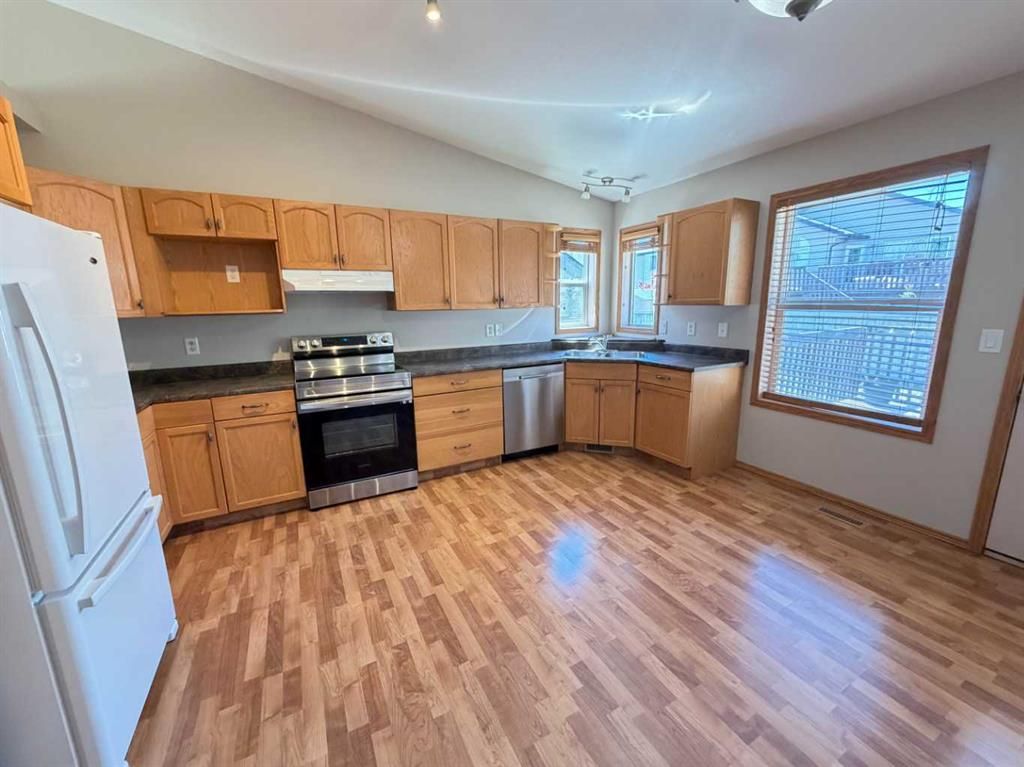 144 Pinnacle Avenue  - Photo 9