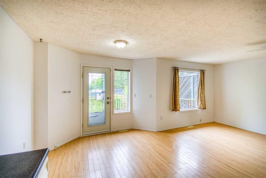 10312B 103 Street  - Photo 8