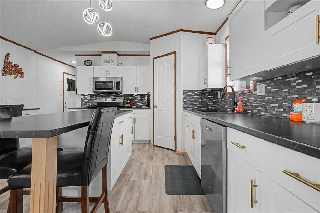 9530 112 Avenue  - Photo 10