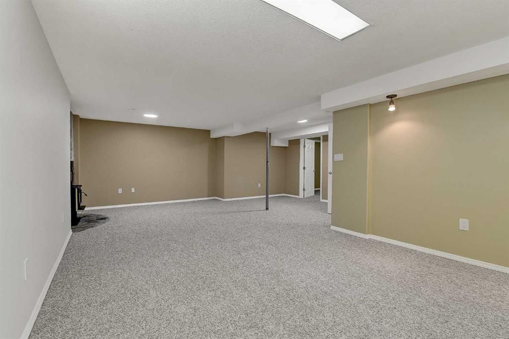 6625 Poplar Drive  - Photo 28