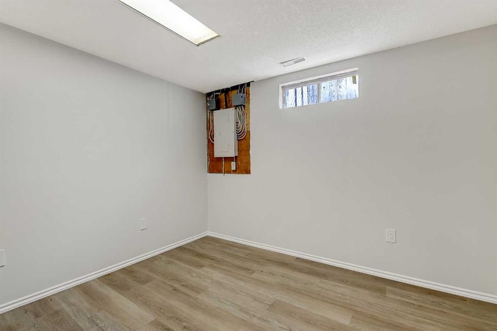 6625 Poplar Drive  - Photo 29