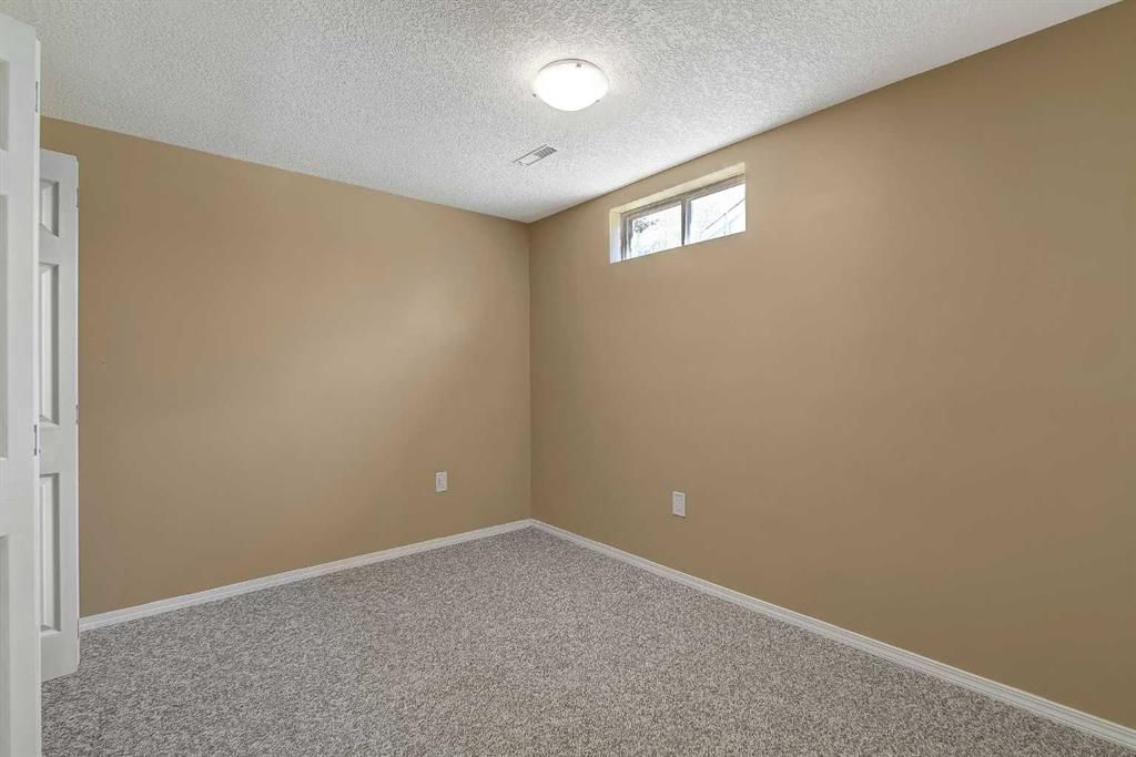 6625 Poplar Drive  - Photo 32