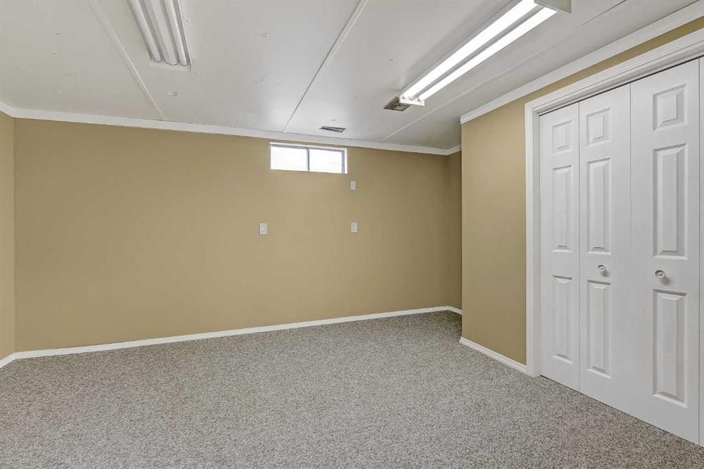 6625 Poplar Drive  - Photo 34