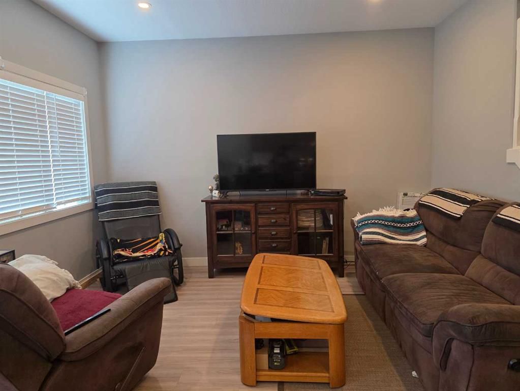 10602 114b st   - Photo 5
