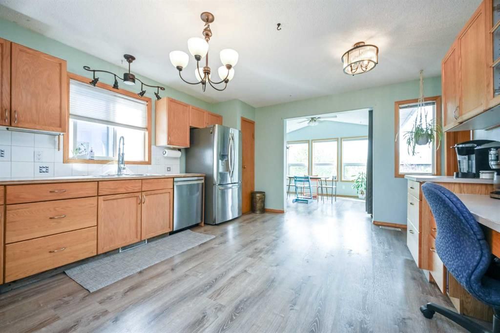 9123 105 Avenue  - Photo 8