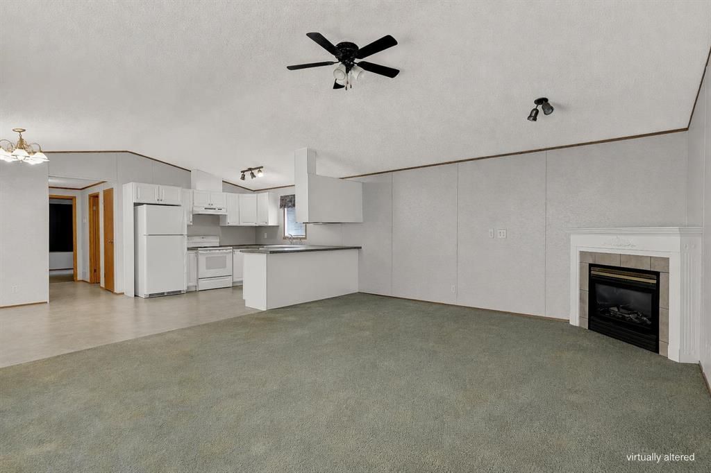 9518 111 Avenue  - Photo 3