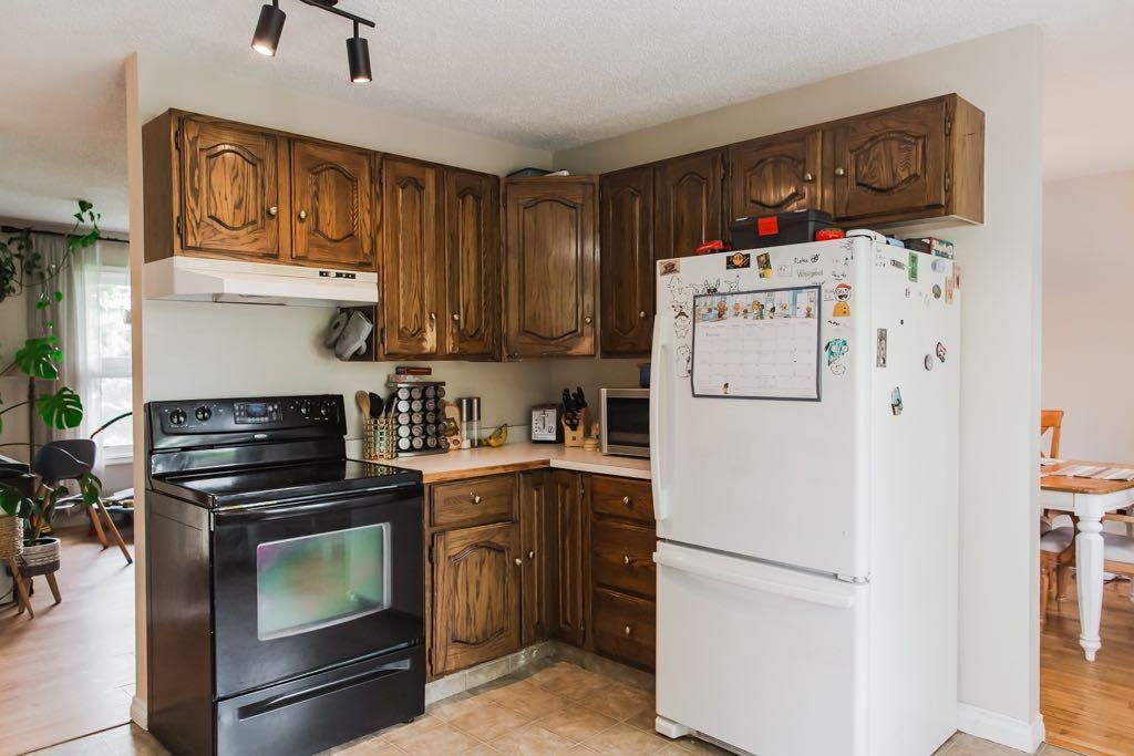 9332 70A Avenue  - Photo 11