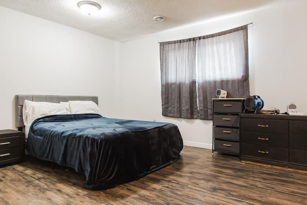 9332 70A Avenue  - Photo 24