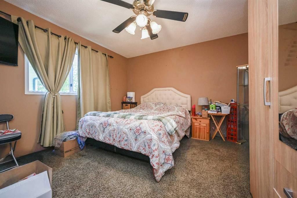 12017 95B Street  - Photo 14