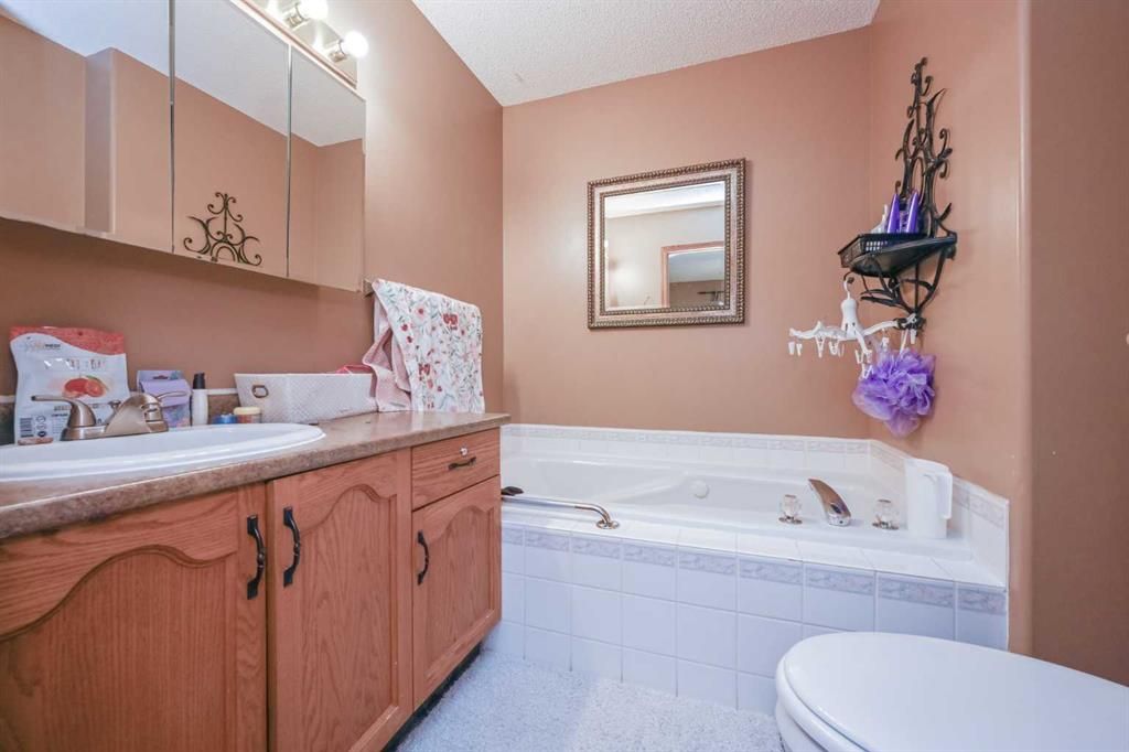 12017 95B Street  - Photo 17