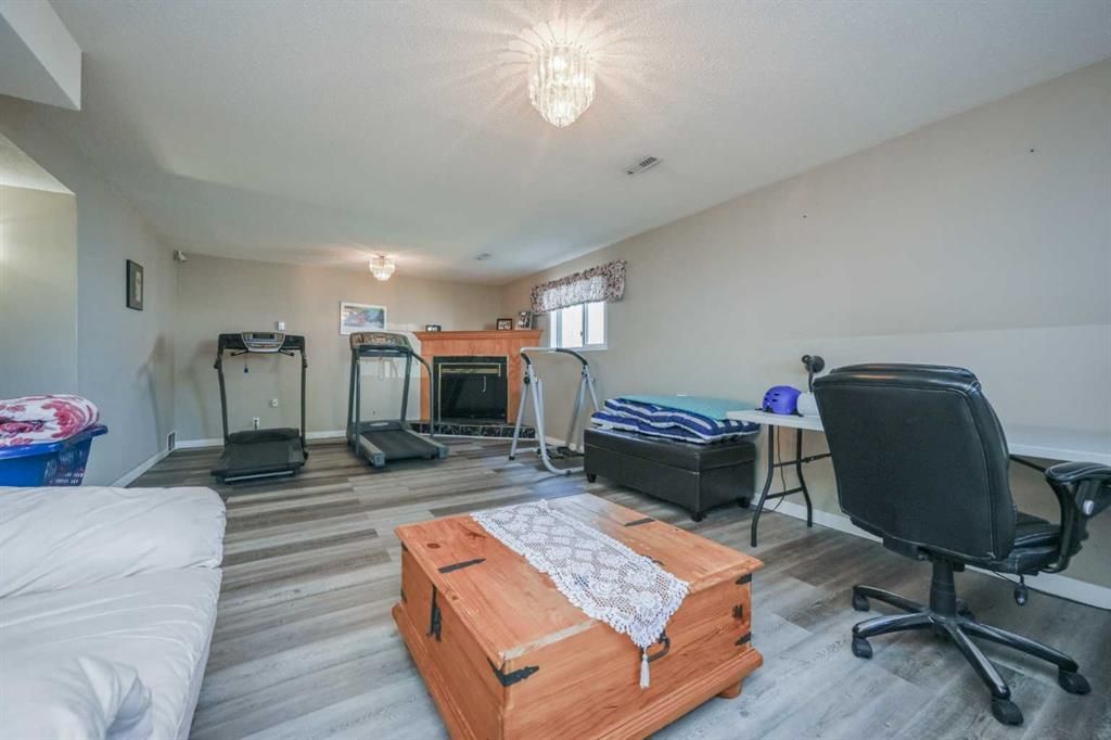 12017 95B Street  - Photo 24