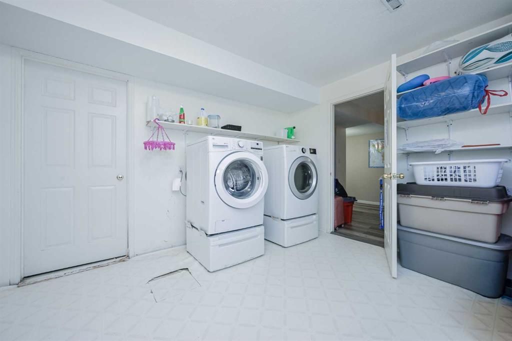 12017 95B Street  - Photo 26
