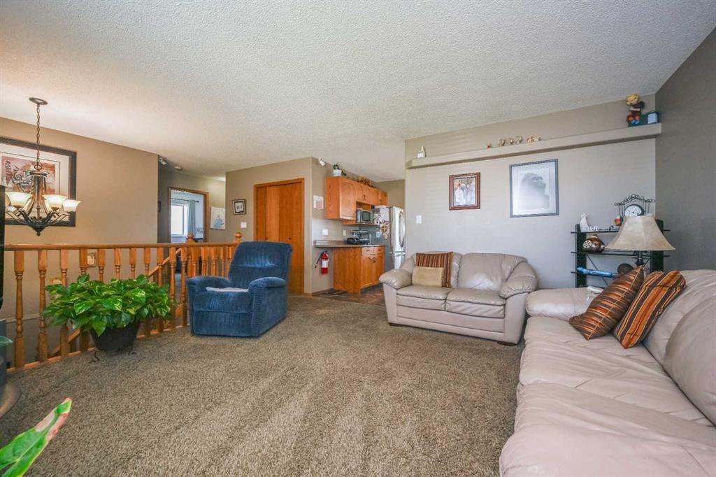 12017 95B Street  - Photo 4