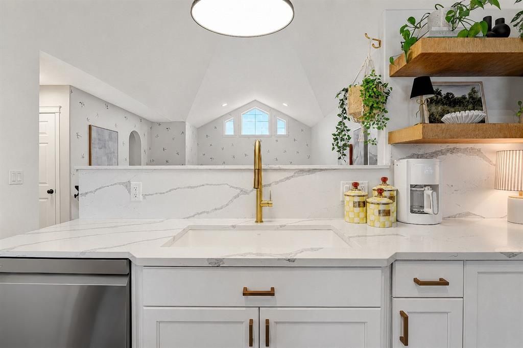 8625 118 Avenue  - Photo 9