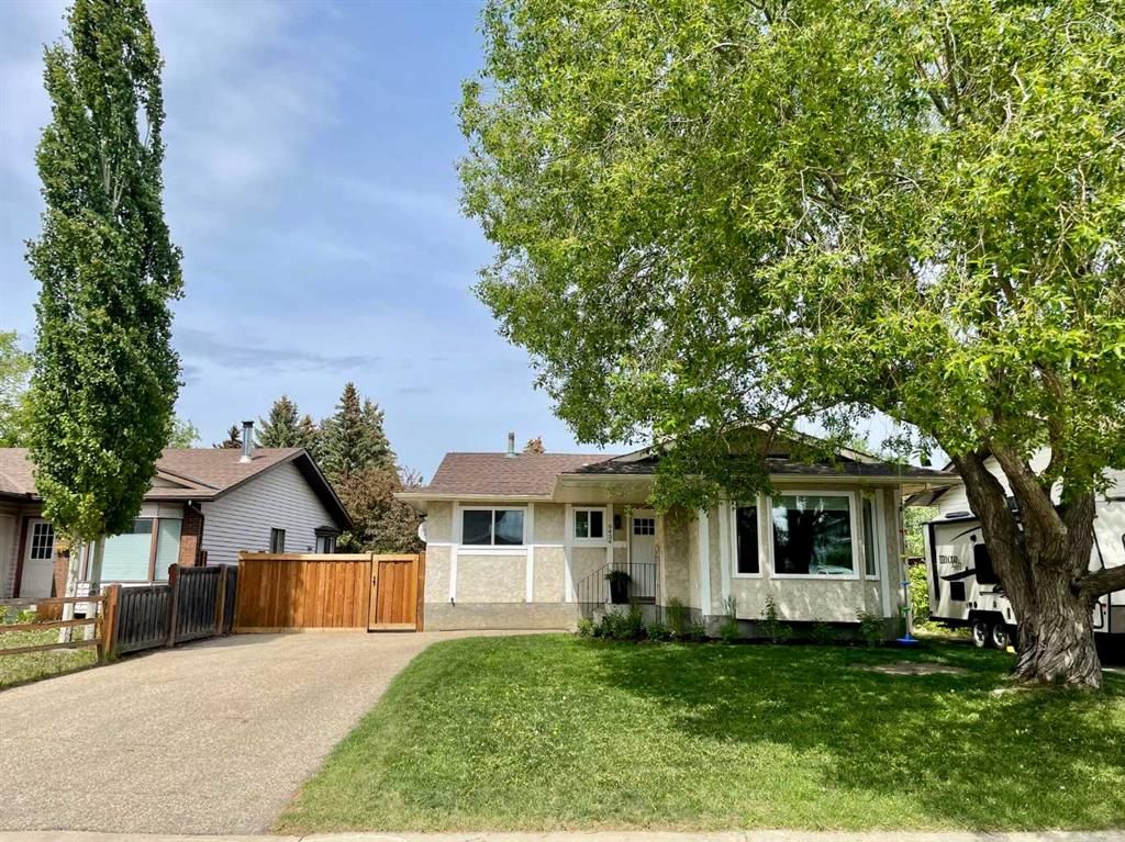 9434 64 Avenue  - Photo 1