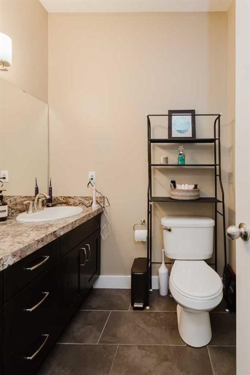 A &amp; B, 12429 103B Street  - Photo 23