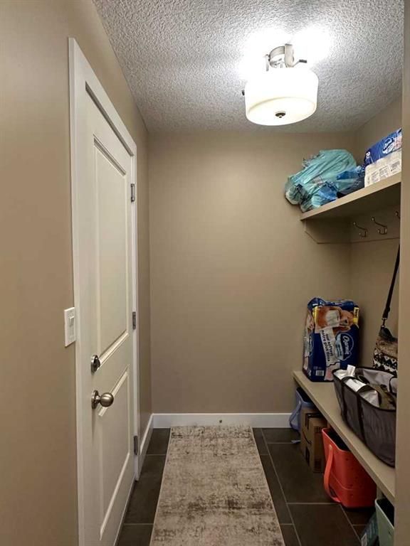 A &amp; B, 12429 103B Street  - Photo 32