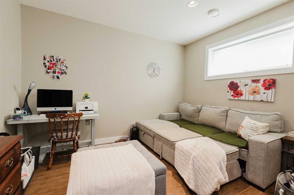 A &amp; B, 12429 103B Street  - Photo 38