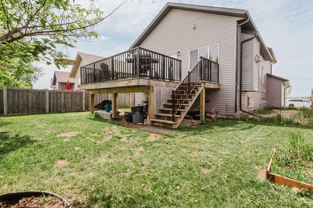 A &amp; B, 12429 103B Street  - Photo 47