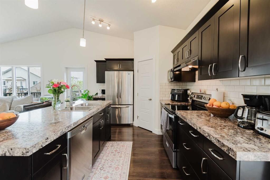 A &amp; B, 12429 103B Street  - Photo 6