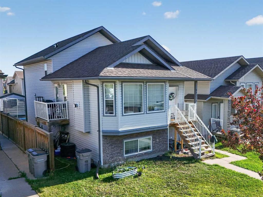 11212 75A Avenue - Photo 1