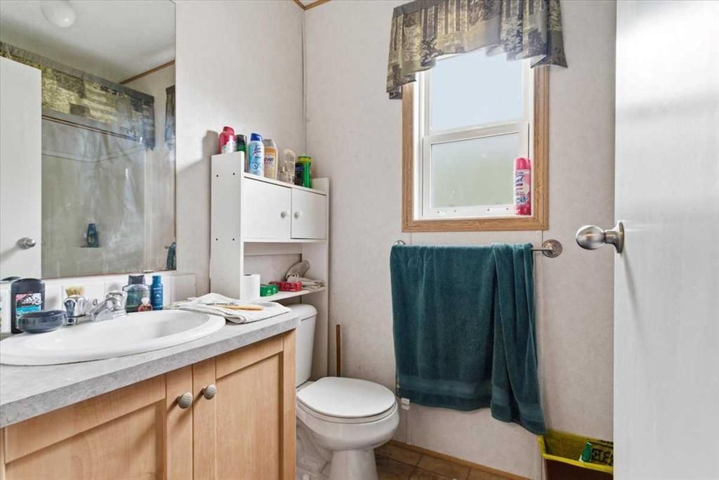 70, 25039 Township Road 722   - Photo 23