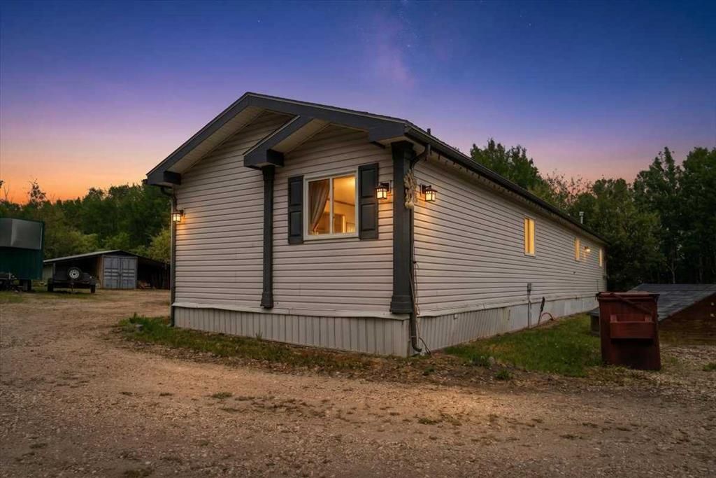 70, 25039 Township Road 722   - Photo 3