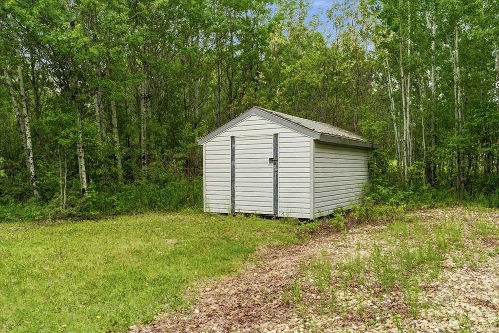 70, 25039 Township Road 722   - Photo 30