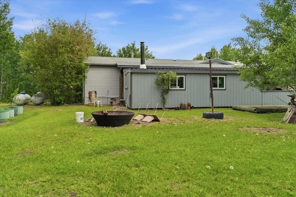 70, 25039 Township Road 722   - Photo 31