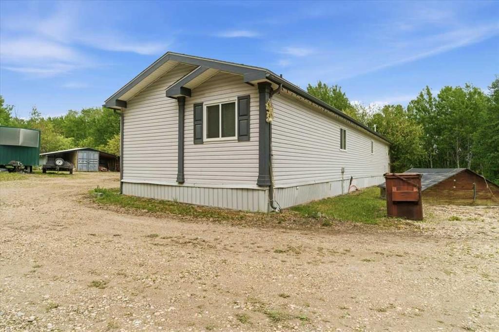 70, 25039 Township Road 722   - Photo 4