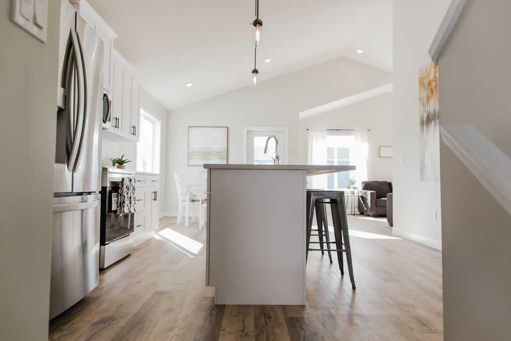 9541 114 Avenue  - Photo 8