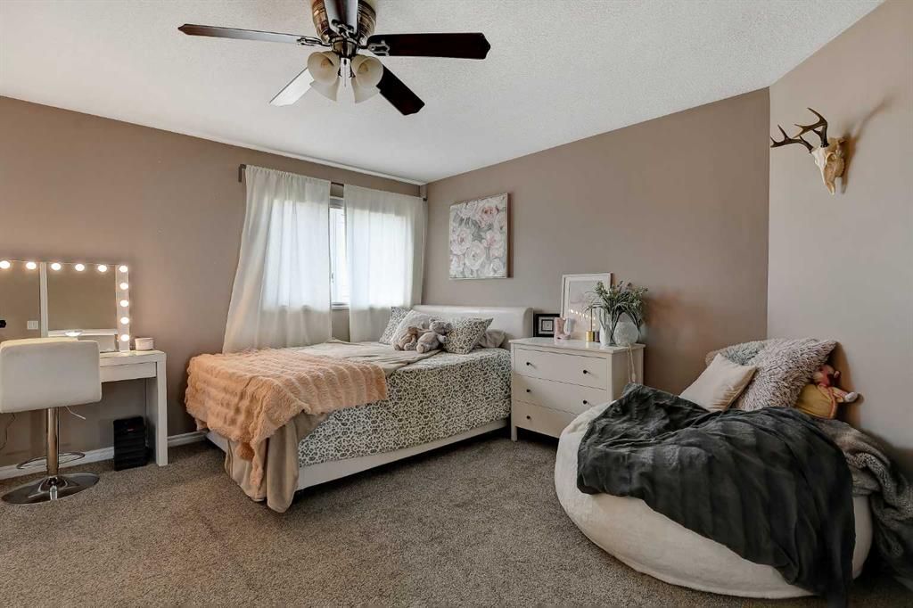 10228 94 Street  - Photo 17