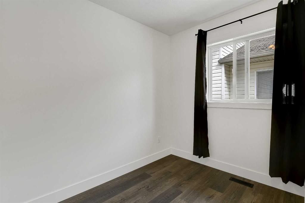6329 87 Street  - Photo 11