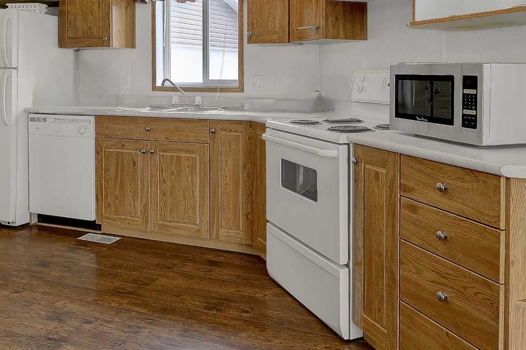 9709 110 Avenue  - Photo 9