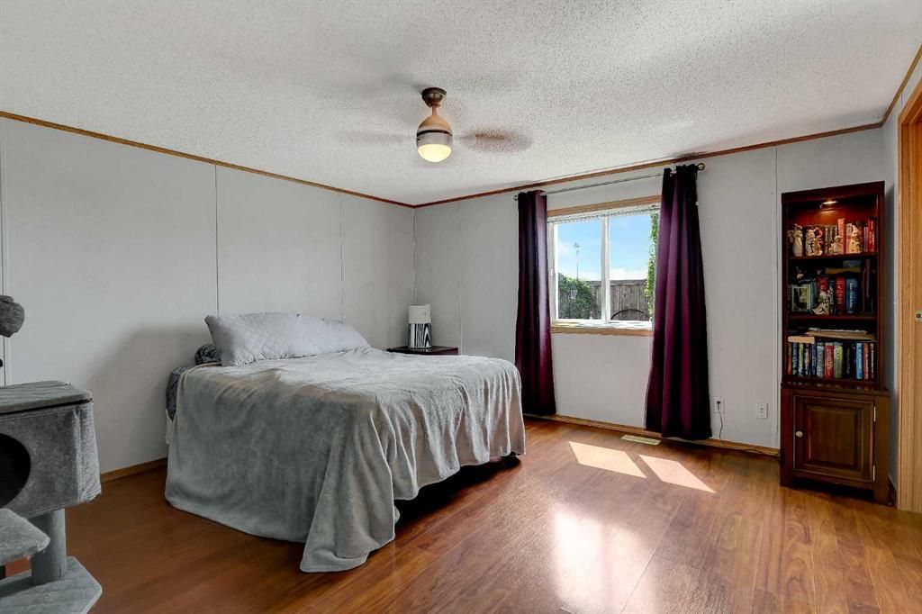 9021 85 Avenue  - Photo 15