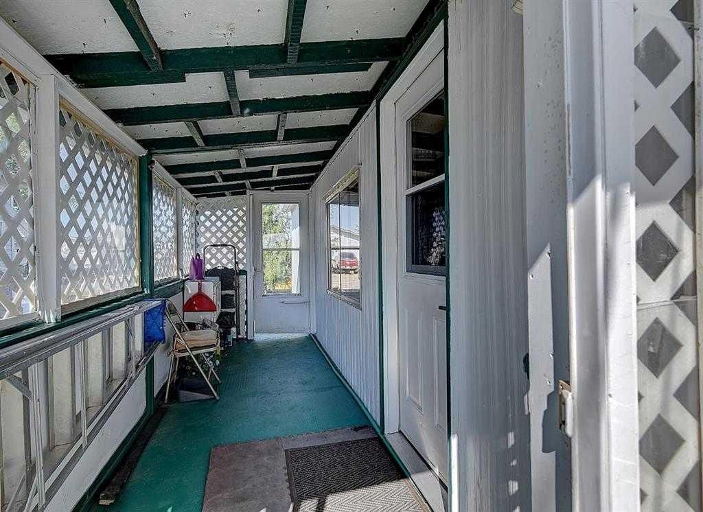 9915 99 Street  - Photo 20