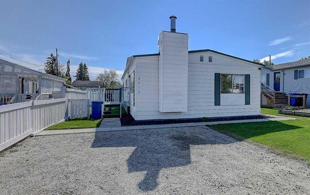 9915 99 Street  - Photo 3