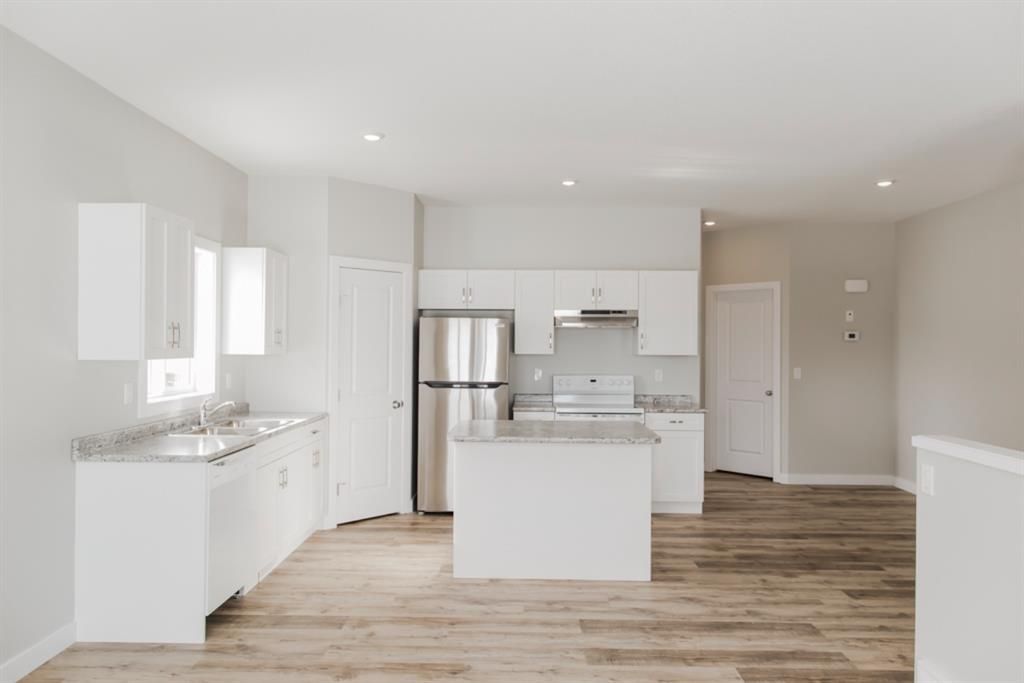 9825 96 Avenue  - Photo 6