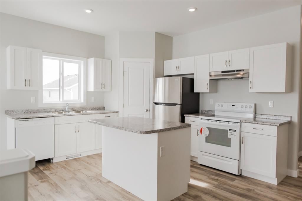 9825 96 Avenue  - Photo 8