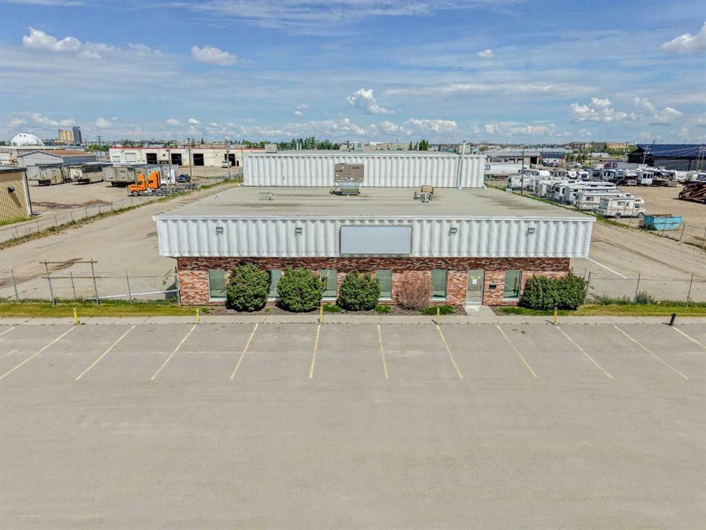 10946 89 Avenue  - Photo 2