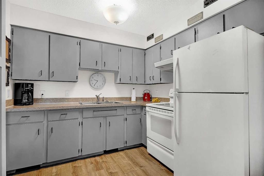 9822, 9824 96 Avenue  - Photo 7