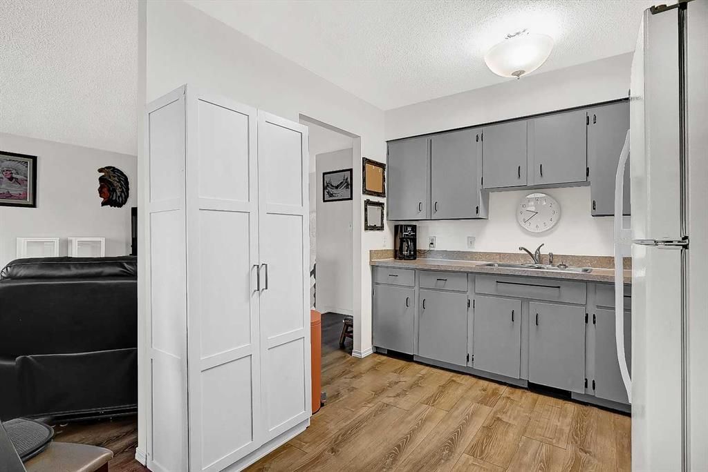 9822, 9824 96 Avenue  - Photo 8