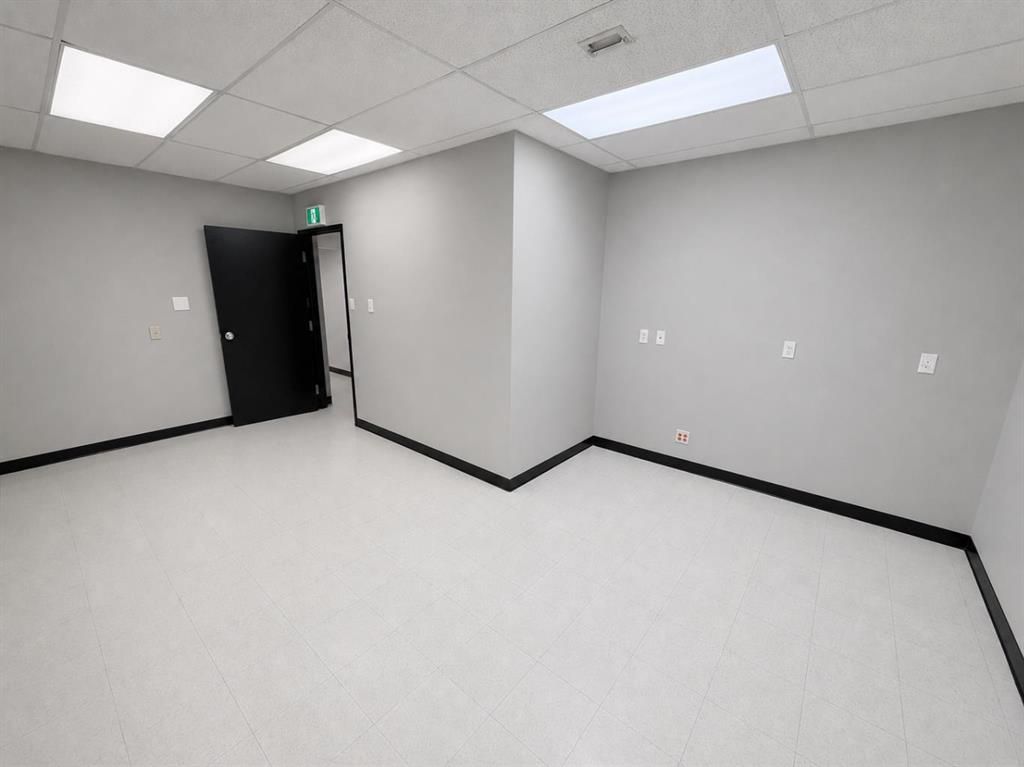 10946 89 Avenue  - Photo 18