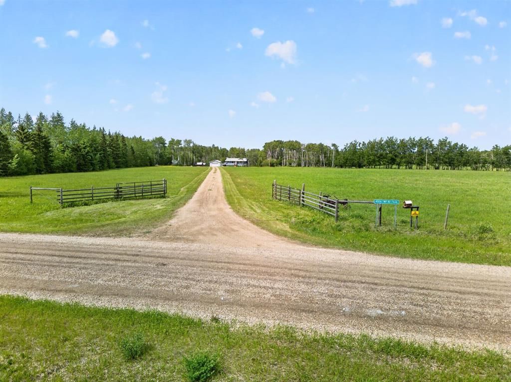 45016 Township Road 744A   - Photo 9