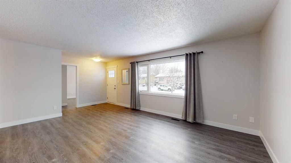 9730 117 Avenue  - Photo 11