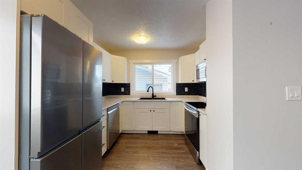 9730 117 Avenue  - Photo 4