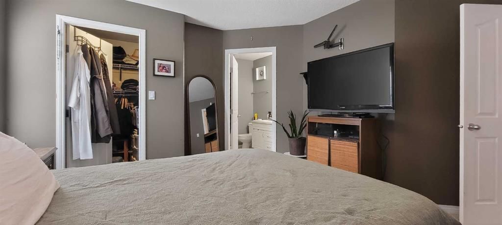 9827 67 Avenue  - Photo 11