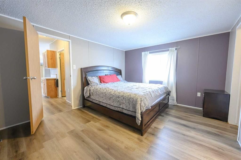 8829 90 Avenue  - Photo 13