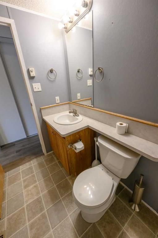 8829 90 Avenue  - Photo 20